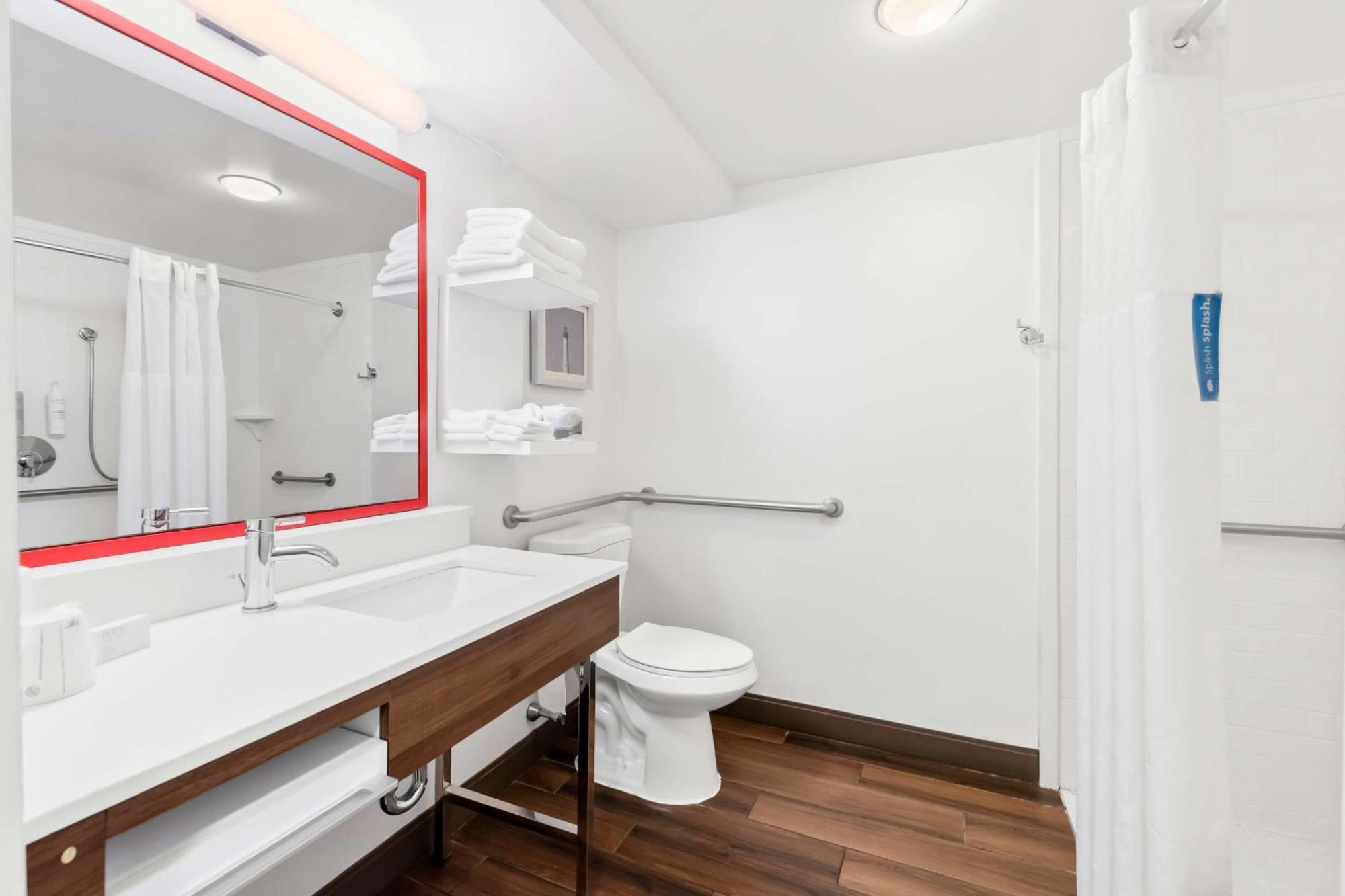Hampton Inn Pennsville Экстерьер фото